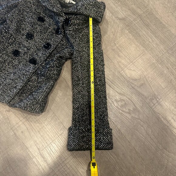 Zara Basic Herringbone wool-blend double-breasted coat. Size Small - Picture 8 of 8